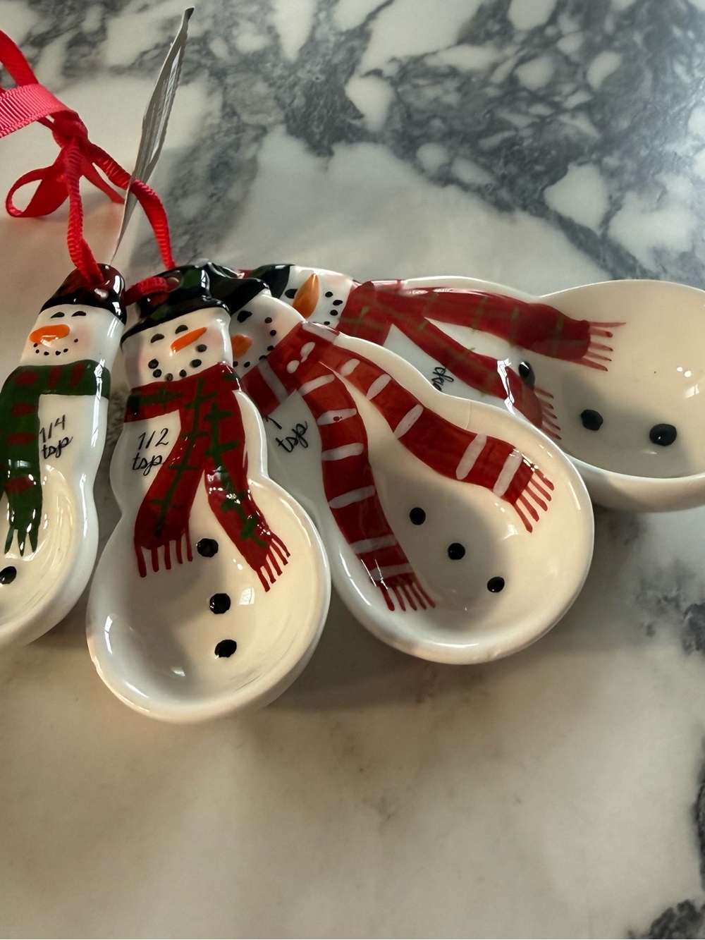Pier 1 Imports NWT Ceramic Snowman Christmas Measuring Spoons Set of 4